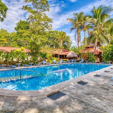 Atlantida Lodge Cahuita Bagian luar foto
